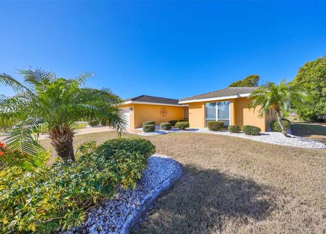 Property at 703 Elkhorn Rd, Sun City Center, FL 33573, 2 beds, 2 baths