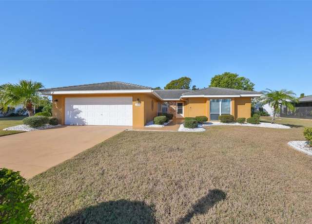 Property at 703 Elkhorn Rd, Sun City Center, FL 33573, 2 beds, 2 baths