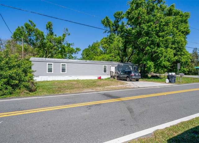 Property at 134 Lichtenwalter Rd, Winter Haven, FL 33880, 3 beds, 2 baths