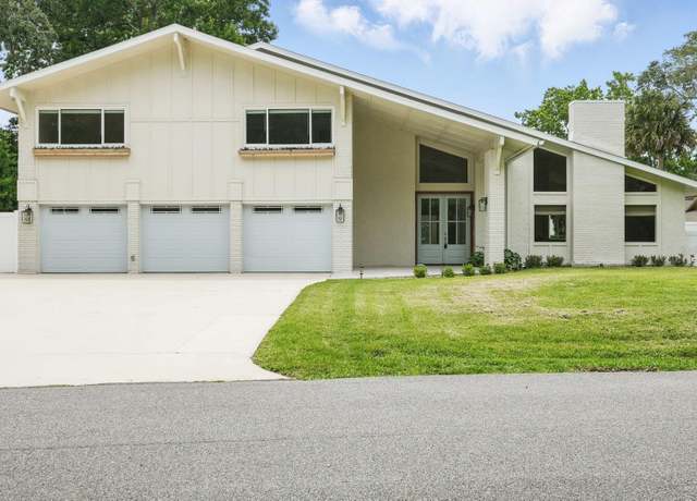 Property at 3 Cole Pl, Palm Coast, FL 32137, 5 beds, 3 baths