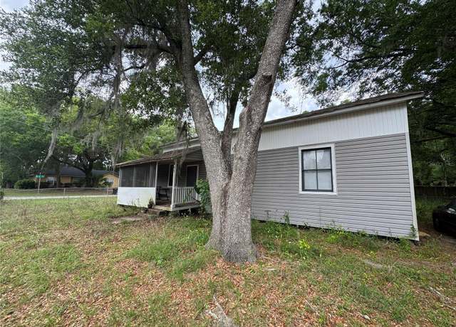 Property at 851 SE 23rd St, Gainesville, FL 32641, 2 beds, 1 bath