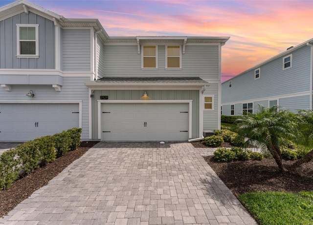 Property at 2929 Satire St, Kissimmee, FL 34746, 3 beds, 2.5 baths