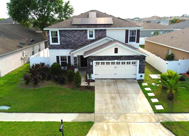 Property at 208 Oleander St, Winter Haven, FL 33881, 5 beds, 3 baths