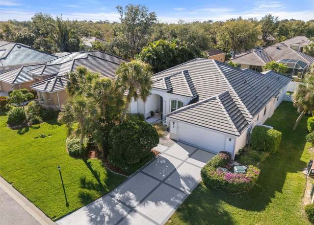 Property at 826 Oak Briar Ln, Osprey, FL 34229, 4 beds, 3 baths