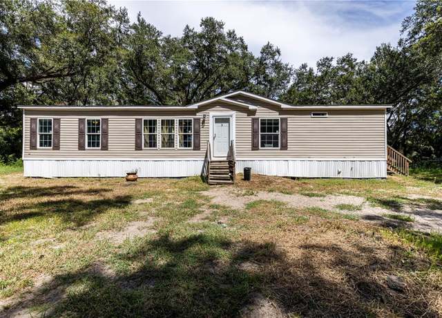 Property at 41650 Thomas Boat Landing Rd, Umatilla, FL 32784, 4 beds, 2 baths
