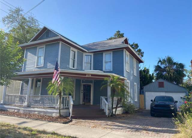 Property at 209 E 4th St, Sanford, FL 32771, 4 beds, 2 baths