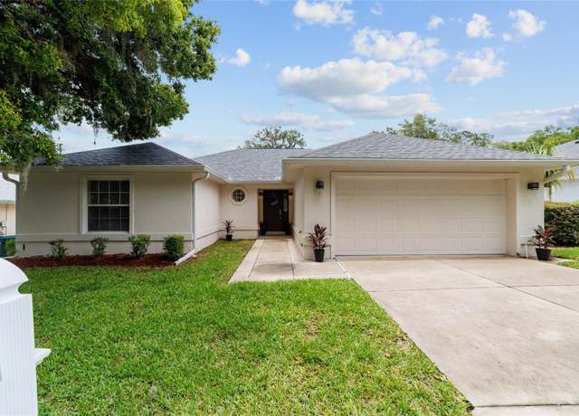 Property at 2644 SW 20 Cir, Ocala, FL 34471, 3 beds, 2 baths