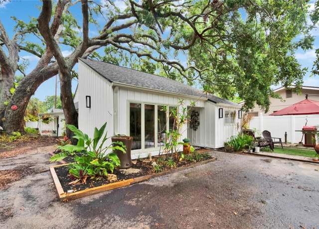 Property at 675 64th Ave S, St Petersburg, FL 33705, 3 beds, 3 baths