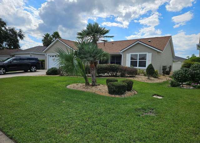 Property at 702 Pine Hills Pl, The Villages, FL 32162, 3 beds, 2 baths