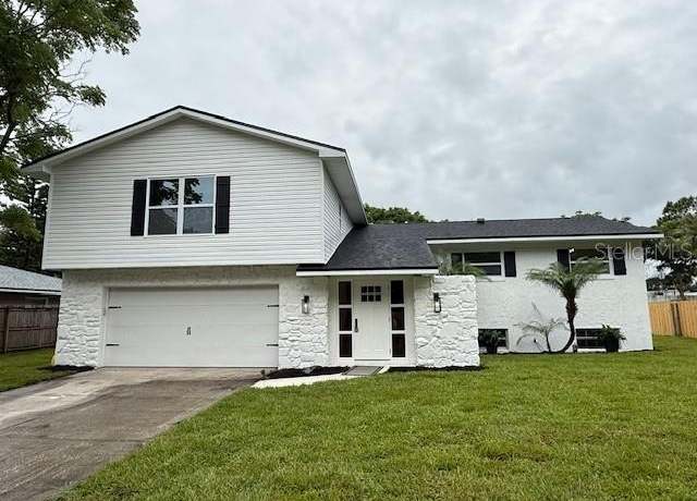 Property at 8203 Bluestar Cir, Orlando, FL 32819, 4 beds, 3 baths