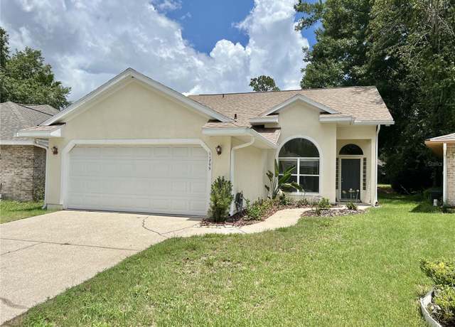 Property at 11795 Creek Dr, Alachua, FL 32615, 3 beds, 2 baths