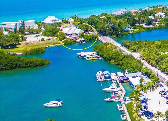 Property at 4024 Casey Key Rd, Nokomis, FL 34275, 4 beds, 3.5 baths