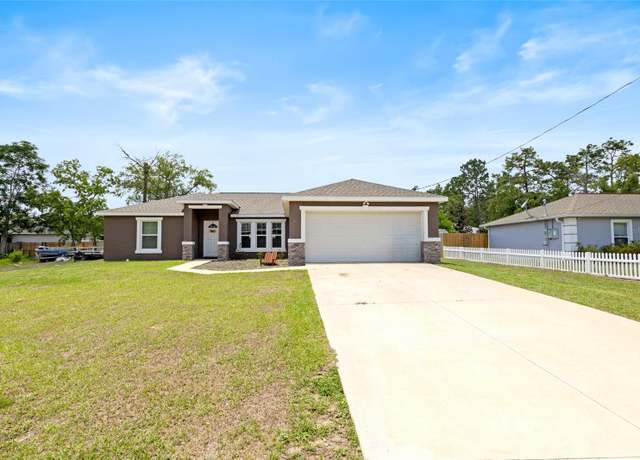 Property at 60 Hemlock Trl, Ocala, FL 34472, 3 beds, 2 baths