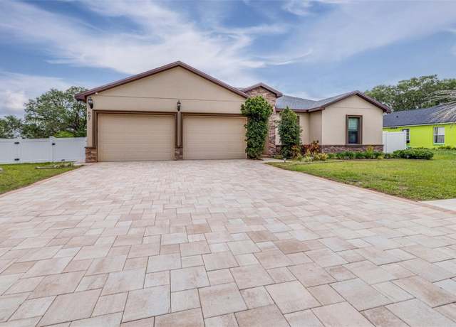 Property at 607 S 16th St, Haines City, FL 33844, 4 beds, 2.5 baths