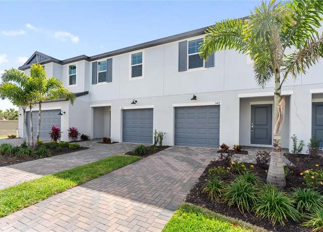 Property at 5417 Tripoli Dr, Palmetto, FL 34221, 3 beds, 2.5 baths