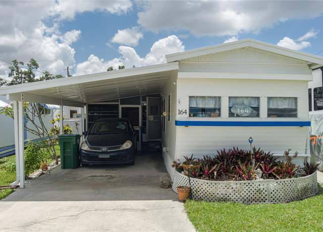 Property at 164 New York St, Palmetto, FL 34221, 1 bed, 1 bath