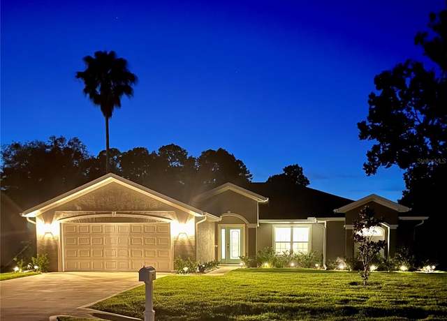Property at 37 Fleetwood Dr, Palm Coast, FL 32137, 4 beds, 2.5 baths