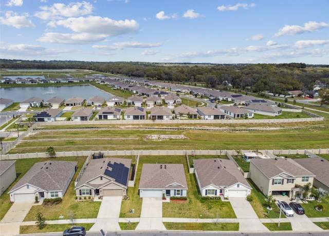Property at 8034 Broad Pointe Dr, Zephyrhills, FL 33540, 3 beds, 2 baths