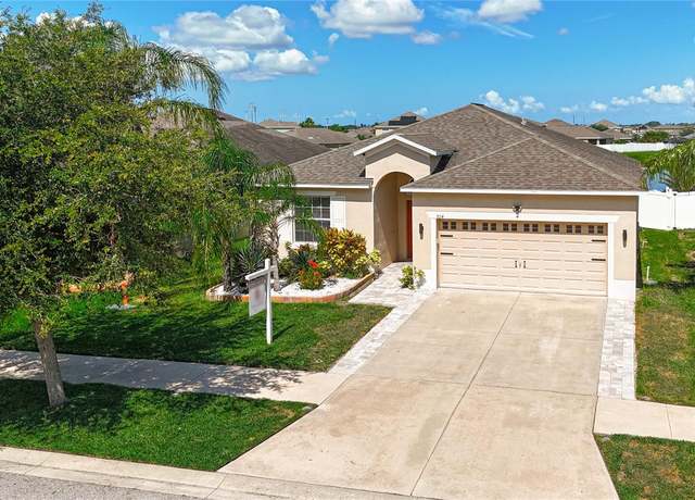 Property at 924 Peregrine Hill Pl, Ruskin, FL 33570, 3 beds, 2 baths