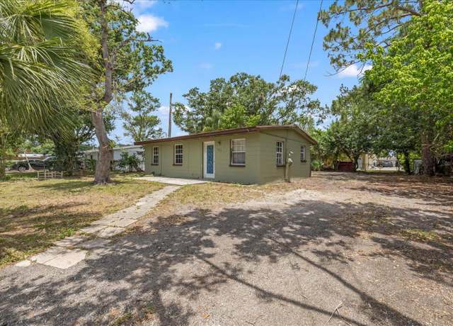 Property at 9213 W Robson St, Tampa, FL 33615, 2 beds, 1 bath