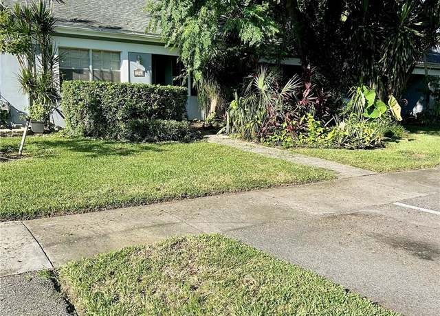 Property at 116 Wickford St E, Safety Harbor, FL 34695, 2 beds, 2 baths