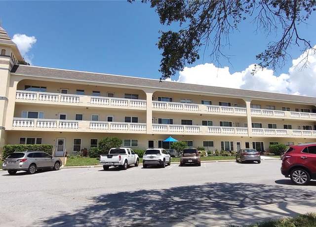 Property at 2256 Spanish Dr #10, Clearwater, FL 33763, 2 beds, 2 baths