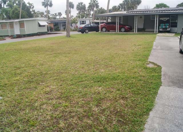 Property at 50 Live Oak Dr, Eustis, FL 32726