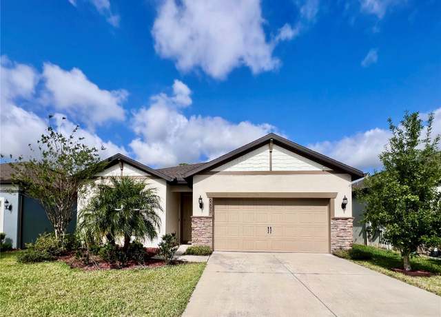 Property at 6293 Bradford Woods Dr, Zephyrhills, FL 33542, 3 beds, 2 baths