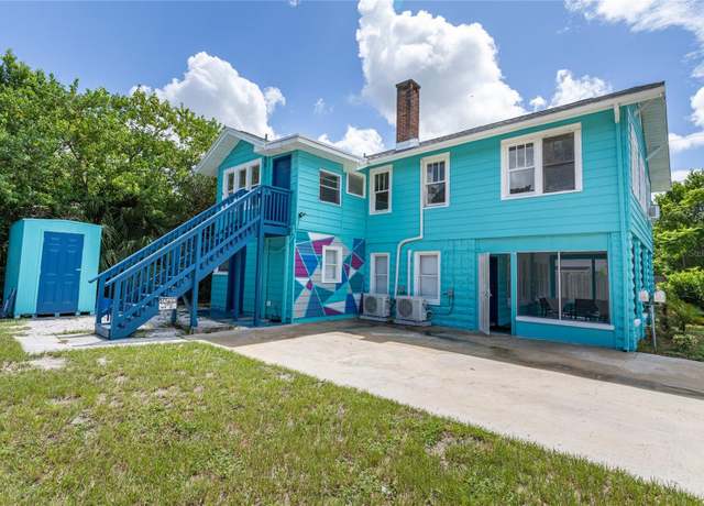Property at 119 48th St N, St Petersburg, FL 33713, 5 beds, 2 baths