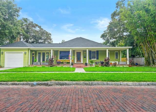 Property at 204 W Calhoun St, Plant City, FL 33563, 4 beds, 2.5 baths
