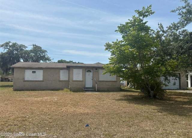 Property at 1748 S Deleon Ave, Titusville, FL 32780, 2 beds, 1 bath