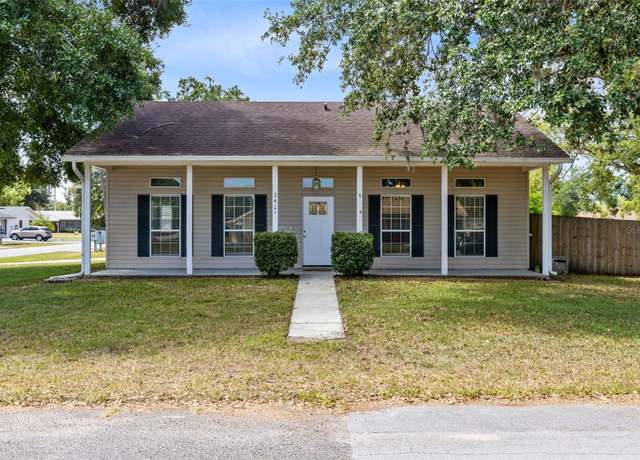 Property at 2401 8th St, St Cloud, FL 34769, 3 beds, 2 baths
