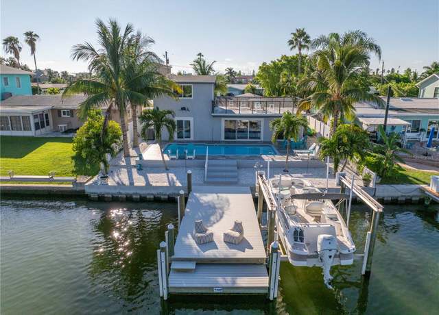 Property at 533 Lillian Dr, Madeira Beach, FL 33708, 4 beds, 3 baths