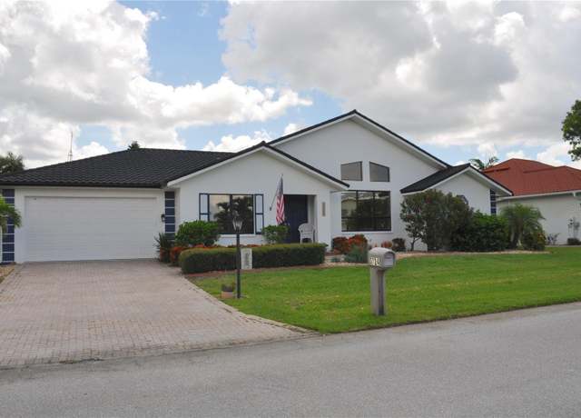 Property at 3724 Bordeaux Dr, Punta Gorda, FL 33950, 3 beds, 2.5 baths
