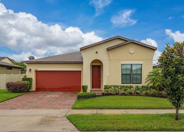 Property at 940 Vicenza St, St Cloud, FL 34771, 4 beds, 2 baths