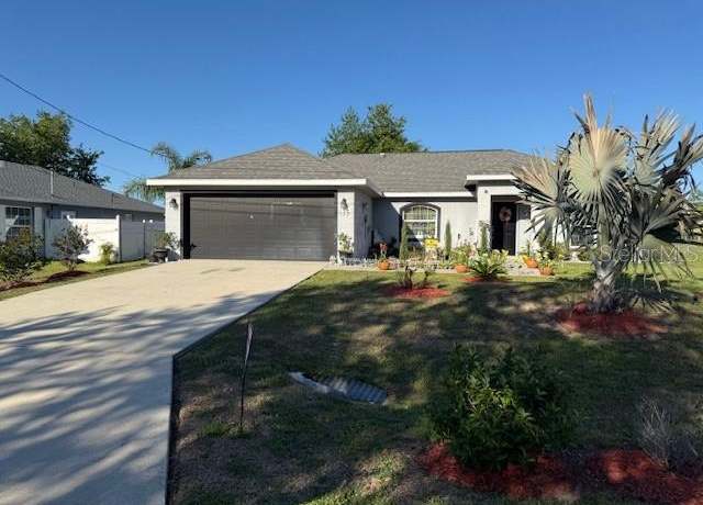 Property at 137 Juniper Loop, Ocala, FL 34480, 3 beds, 2 baths