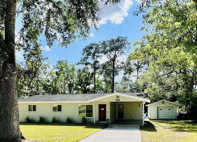 Property at 1510 Sabra Dr, Brooksville, FL 34601, 3 beds, 2 baths