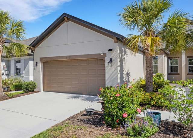 Property at 5981 Amberly Dr, Bradenton, FL 34208, 2 beds, 2 baths