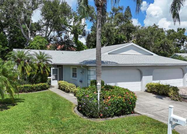 Property at 5920 Bonaventure Pl, Sarasota, FL 34243, 2 beds, 2 baths