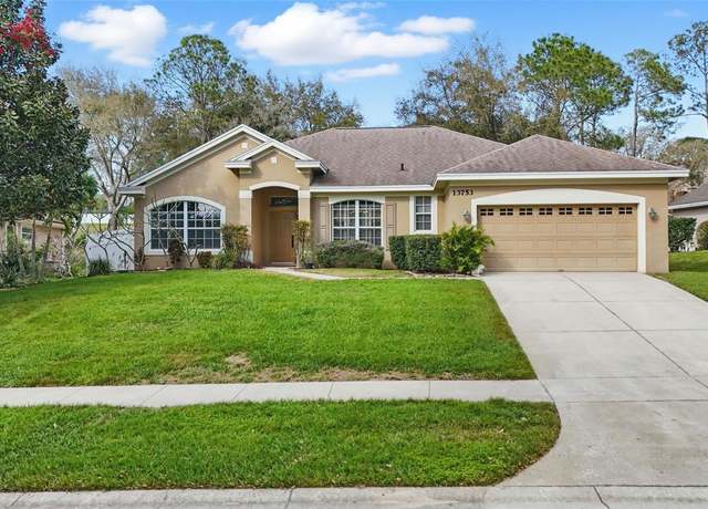 Property at 13753 Via Roma Cir, Clermont, FL 34711, 3 beds, 2 baths