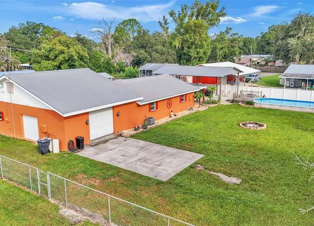 Property at 4390 Sunnyside Dr, Lakeland, FL 33810, 2 beds, 1.5 baths