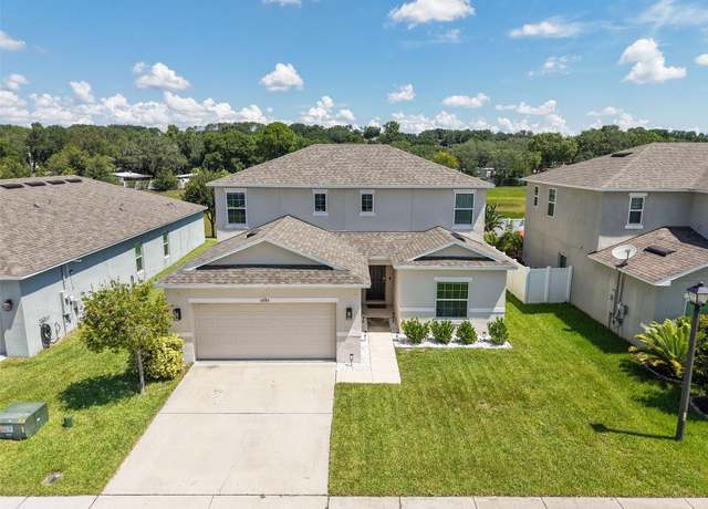 Property at 14384 Hidden Ct, Clermont, FL 34711, 5 beds, 3 baths
