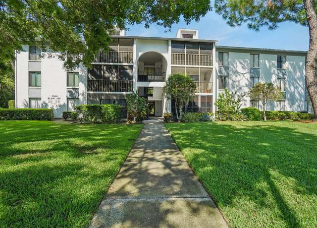 Property at 1344 Pine Ridge Cir E Unit D2, Tarpon Springs, FL 34688, 2 beds, 2 baths