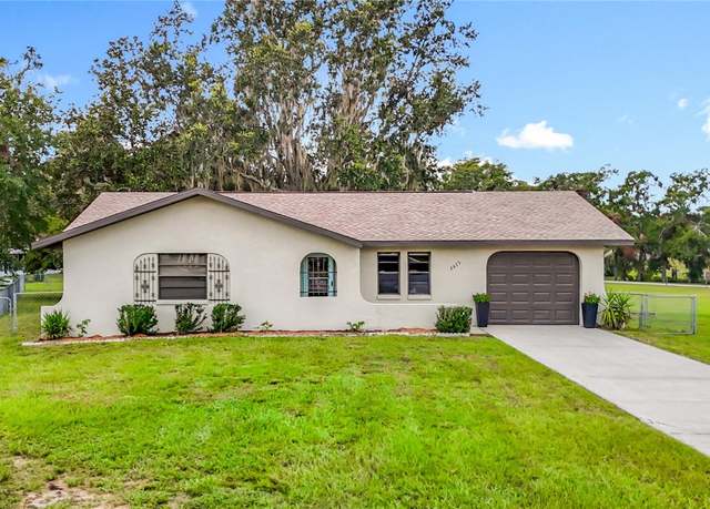 Property at 6475 Amber Ridge Cir, Brooksville, FL 34602, 2 beds, 2 baths
