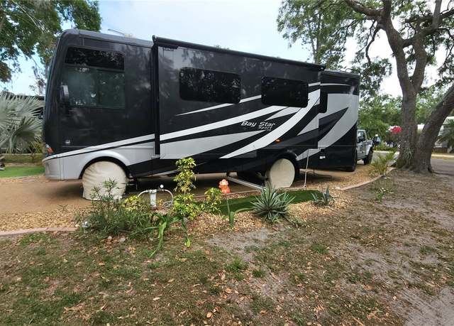 Property at 3300 26th Ave E #127, Bradenton, FL 34208