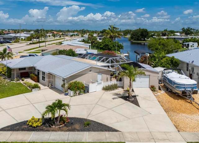 Property at 21194 Edgewater Dr, Port Charlotte, FL 33952, 2 beds, 2 baths