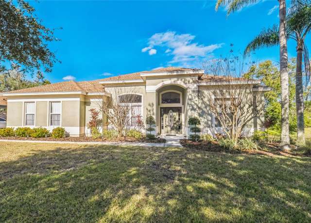 Property at 9868 Montclair Cir, Apopka, FL 32703, 4 beds, 3 baths