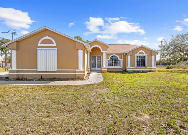 Property at 11054 Liberto Rd, Weeki Wachee, FL 34614, 4 beds, 2 baths