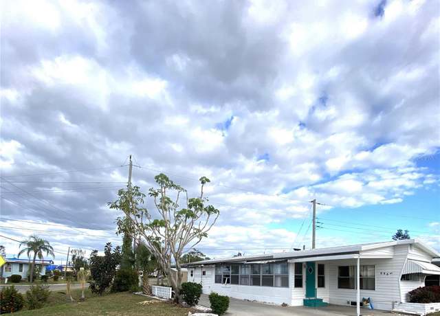 Property at 6903 E Bayou Ln, Bradenton, FL 34207, 2 beds, 2 baths