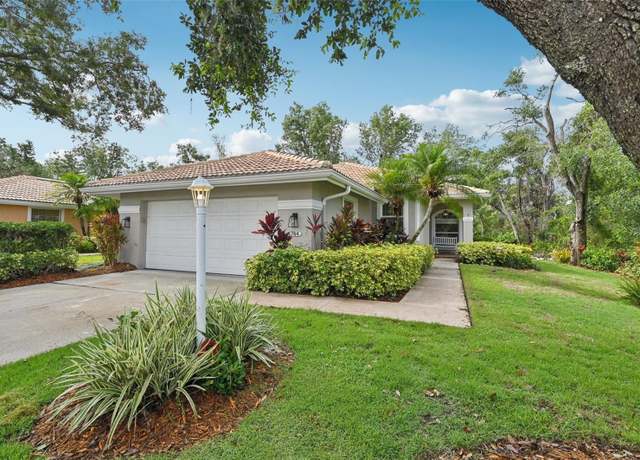 Property at 6744 Hickory Hammock Cir, Bradenton, FL 34202, 3 beds, 2 baths